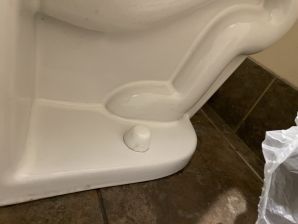 Before & After Restroom Cleaning in Appleton, WI (3)